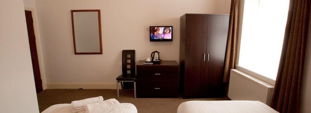 Citybest Hotel Ілфорд Екстер'єр фото