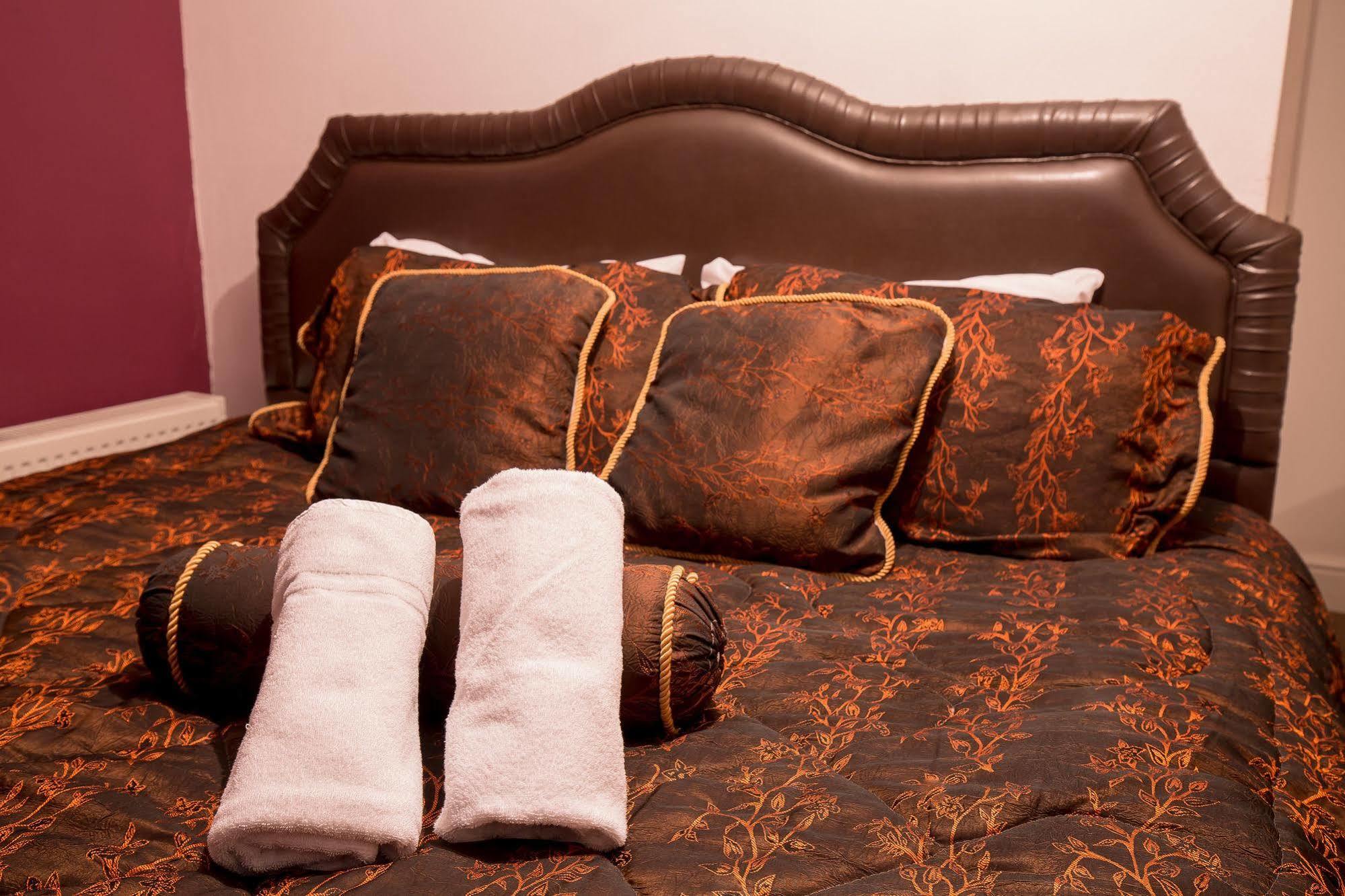 Citybest Hotel Ілфорд Екстер'єр фото