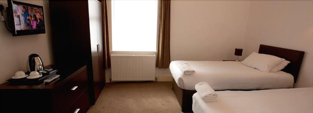 Citybest Hotel Ілфорд Екстер'єр фото